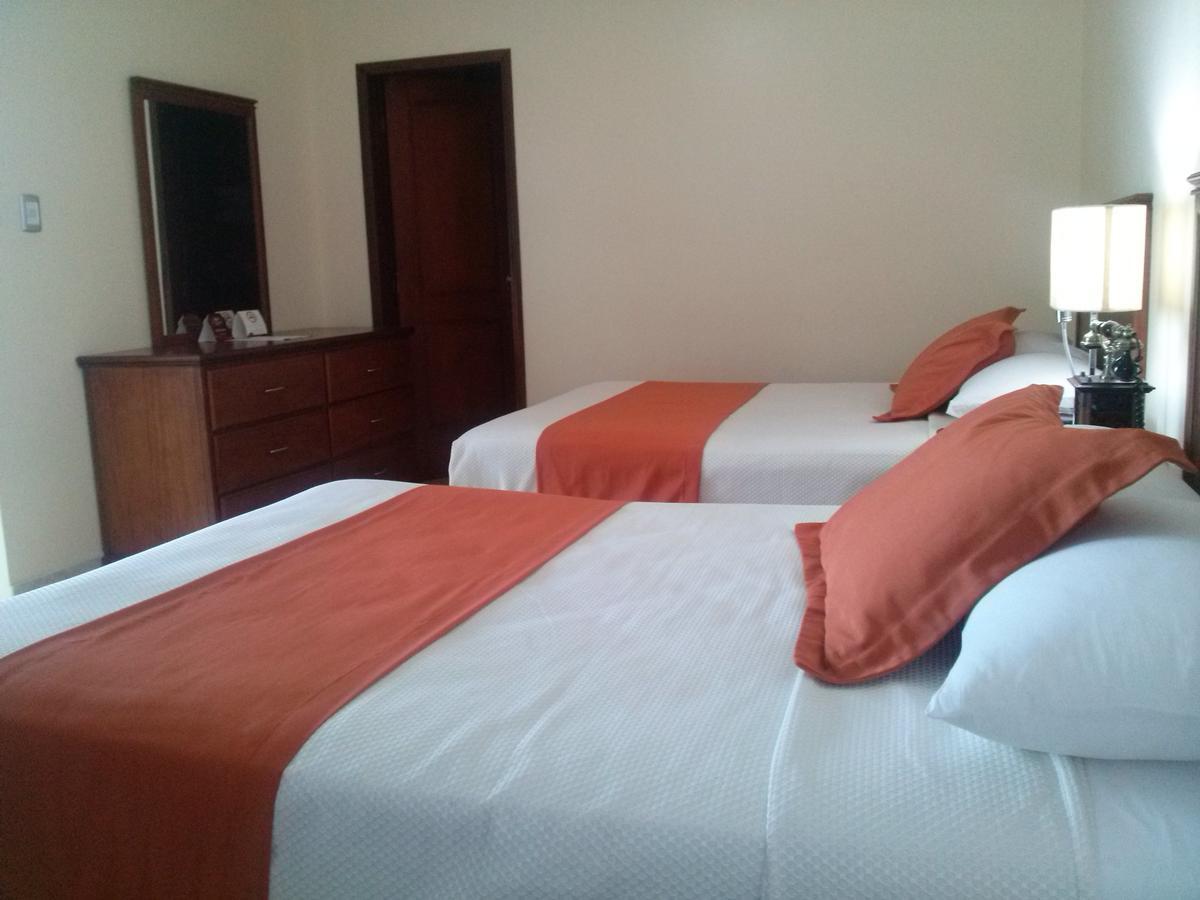 Hotel El Marques Atacames Eksteriør bilde